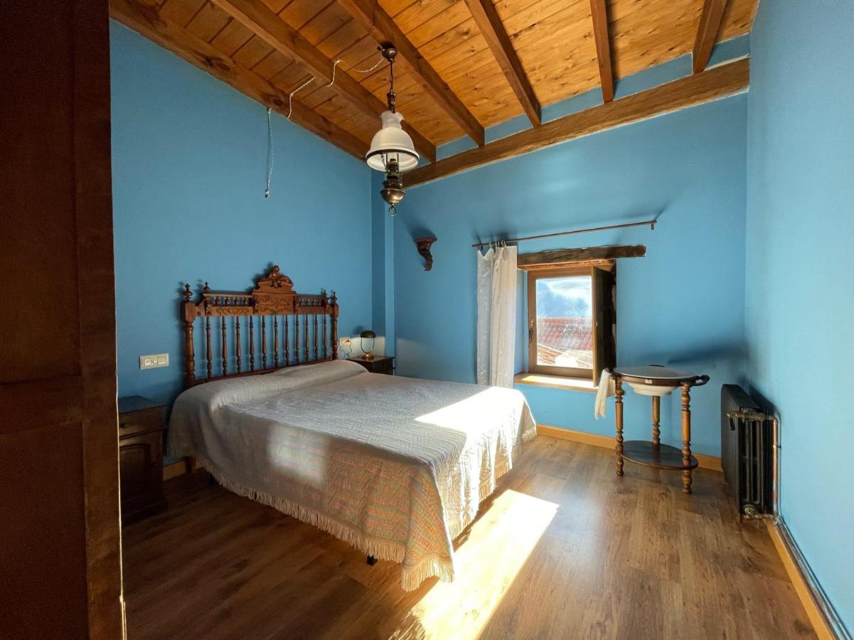 La Indefinida Villa Toranzo Bagian luar foto
