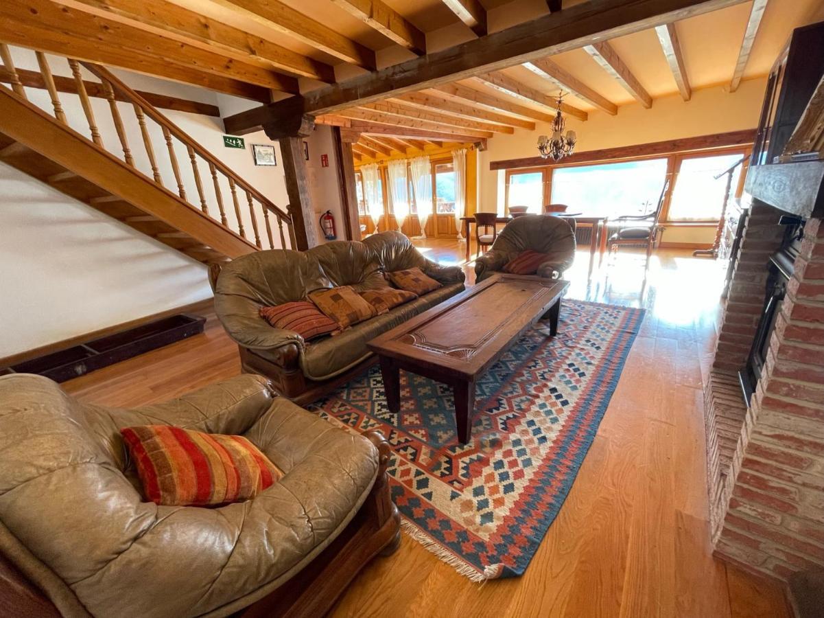La Indefinida Villa Toranzo Bagian luar foto