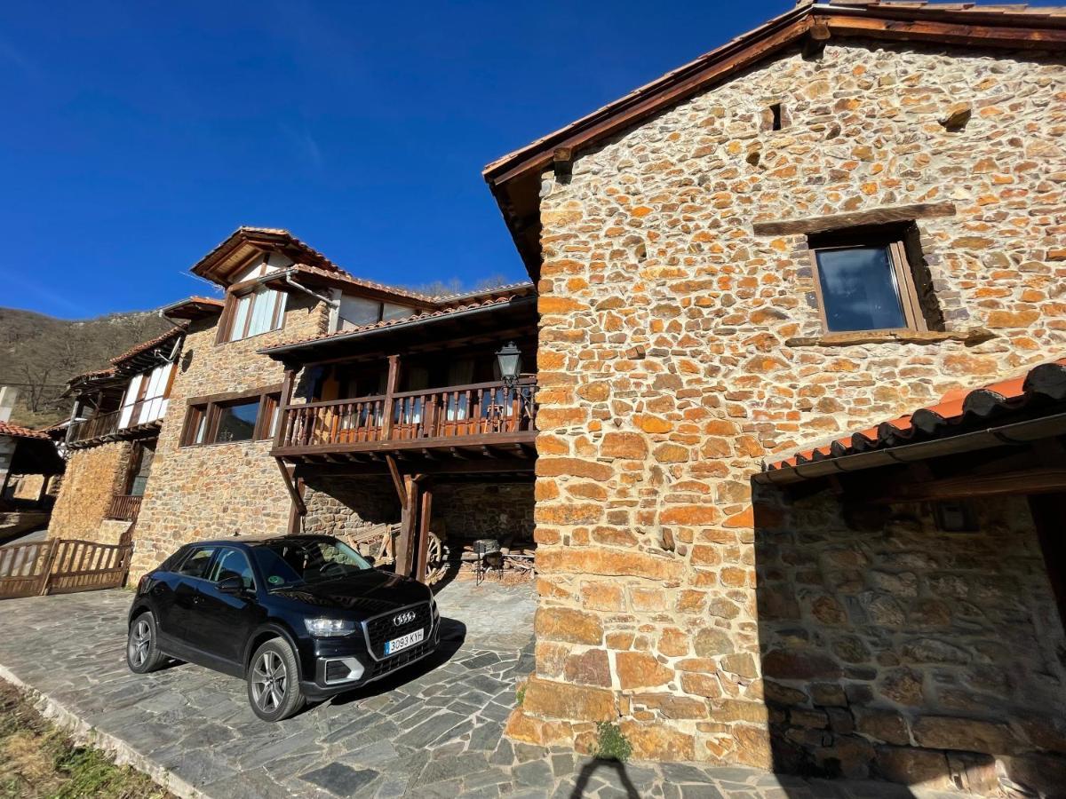 La Indefinida Villa Toranzo Bagian luar foto