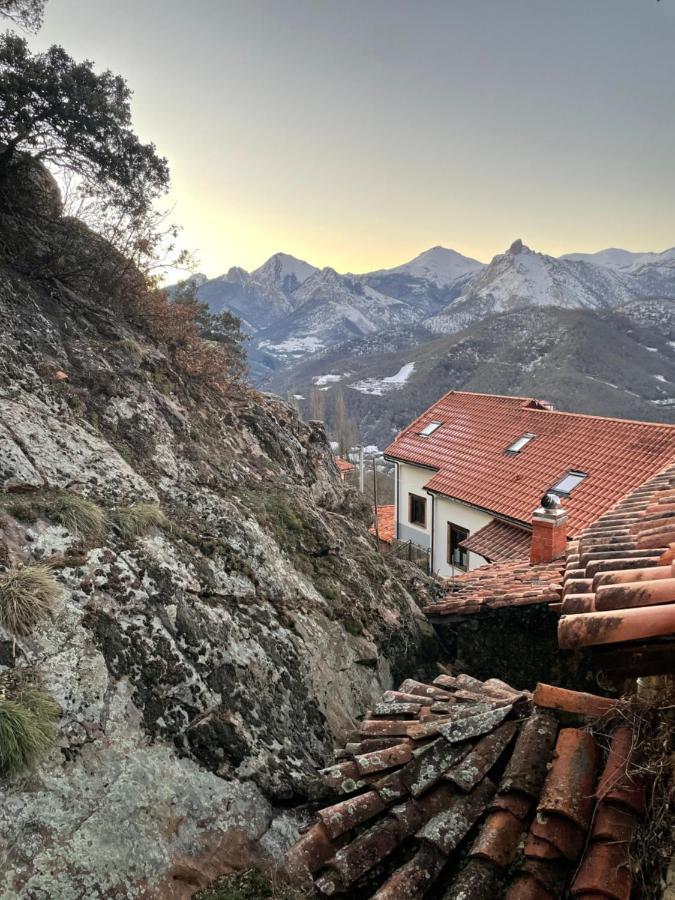 La Indefinida Villa Toranzo Bagian luar foto